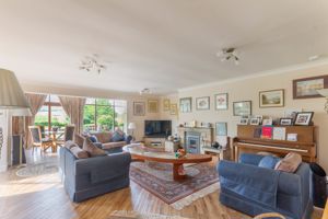 Photo 13- click for photo gallery